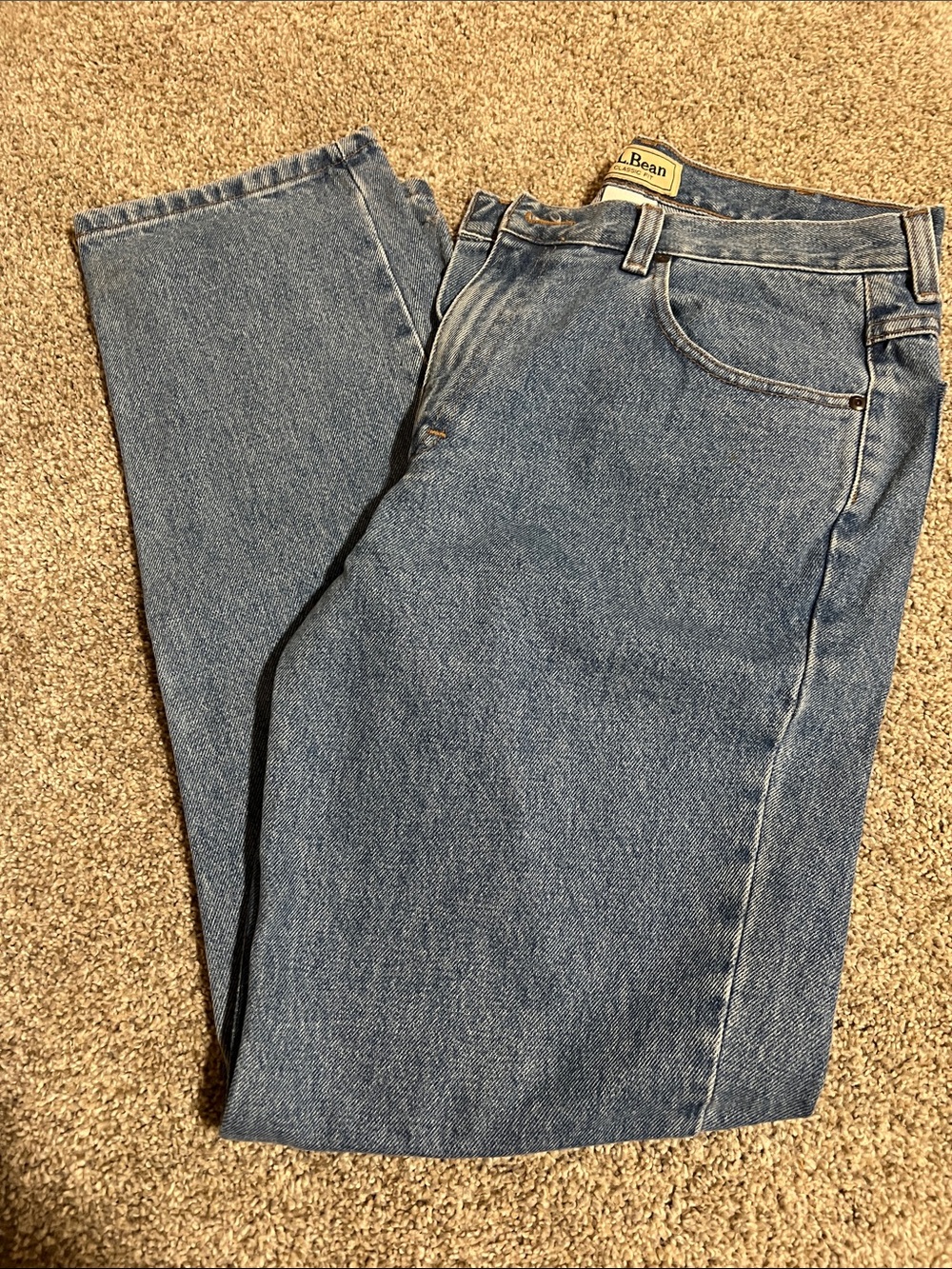 L.L. Bean Men's classic Fit Light Blue Denim Jeans